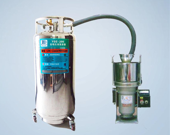 低溫粉碎機(jī)液氮罐